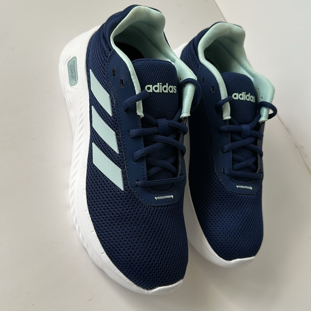 Adidas Women’s “Cloudfoam Comfy” Running Ultra-Light Sneakers Size 7